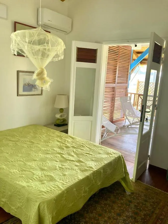 Deux Chambres Et Deux Salles De Bain Dans La Maison De Michelle L'Amirade Grande Anse